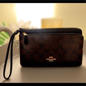 Womens COACH Double Zip Wristlet